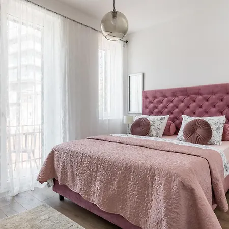 公寓 Romantic With Balcony 斯普利特