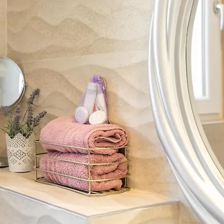 Appartement Romantic With Balcony