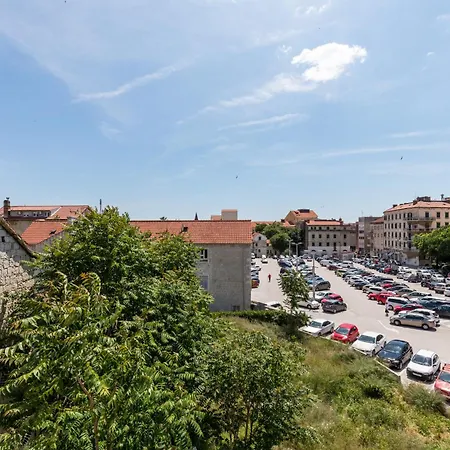 Apartman Romantic With Balcony *