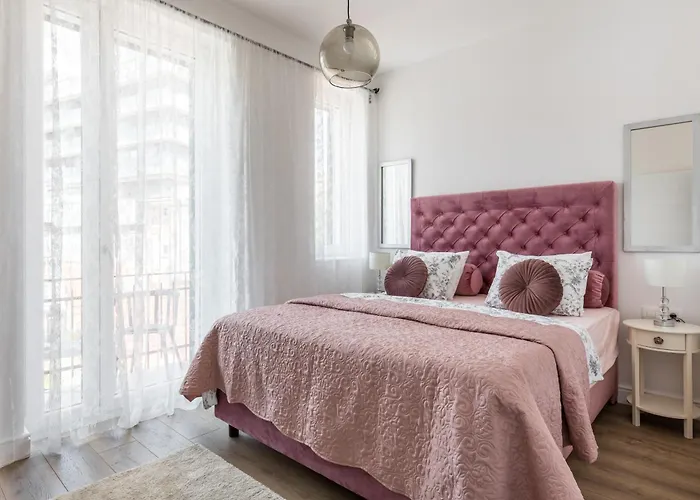 Apartamento Romantic With Balcony Split